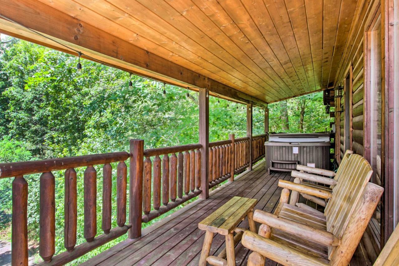 Cabin With Hot Tub And Deck About 12 Mi To Pigeon Forge! Севьервилл Экстерьер фото