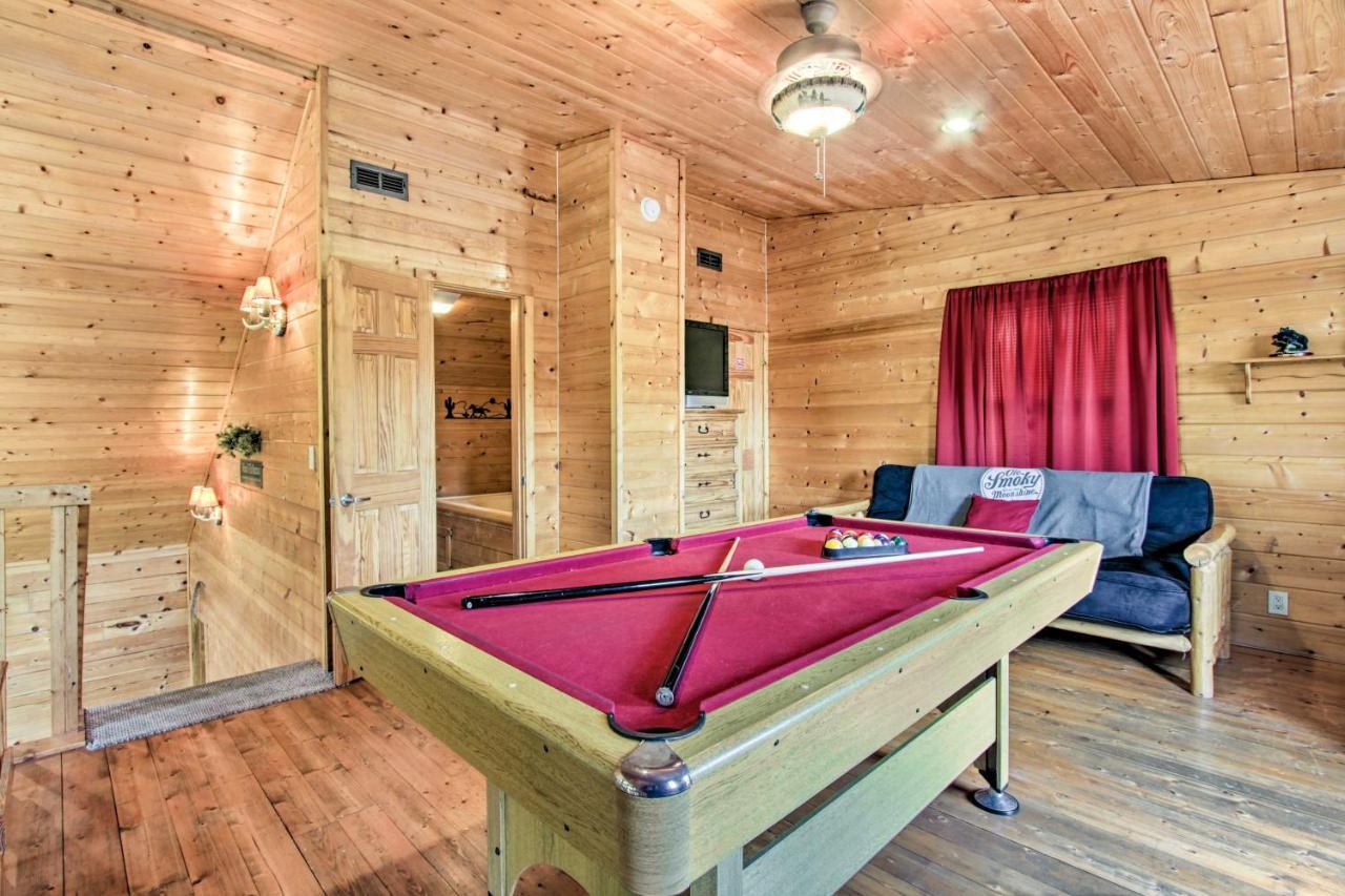 Cabin With Hot Tub And Deck About 12 Mi To Pigeon Forge! Севьервилл Экстерьер фото