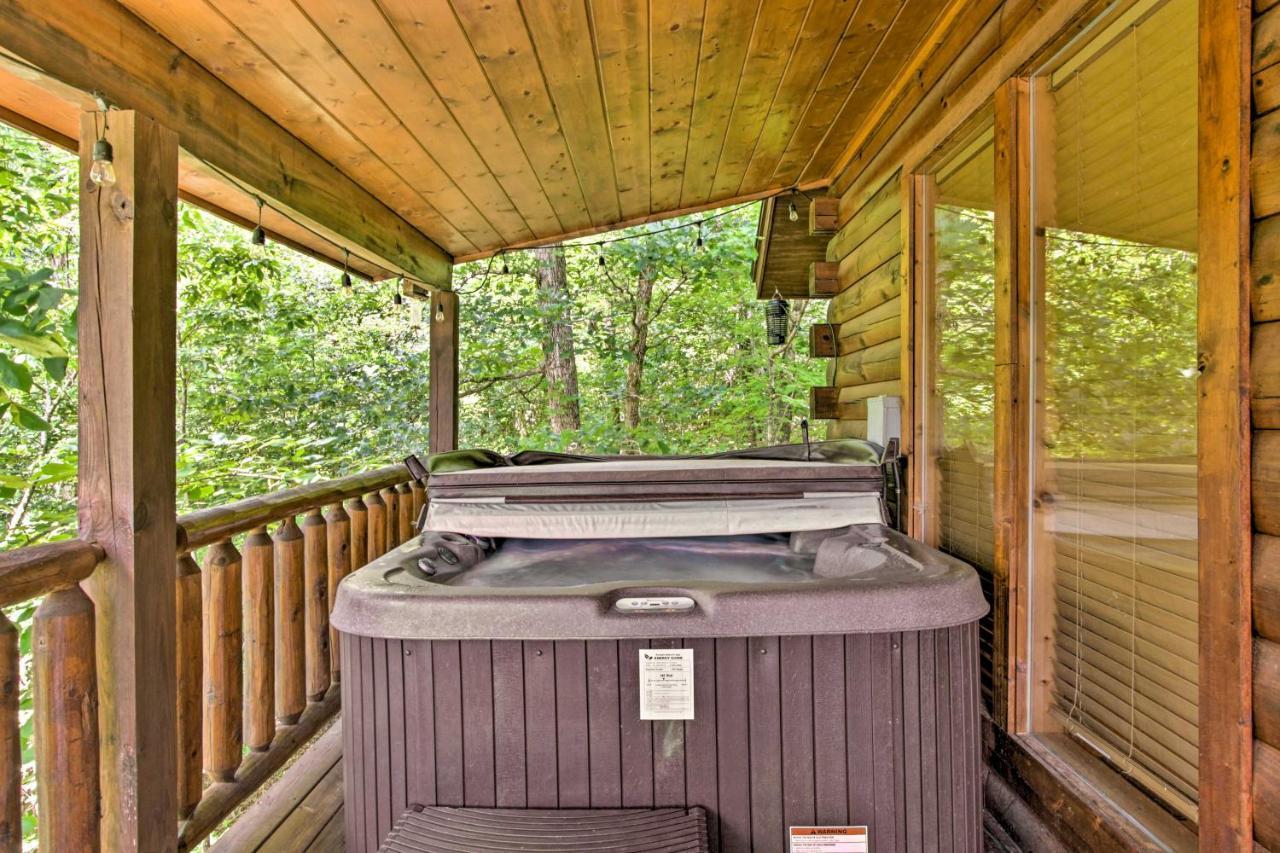 Cabin With Hot Tub And Deck About 12 Mi To Pigeon Forge! Севьервилл Экстерьер фото