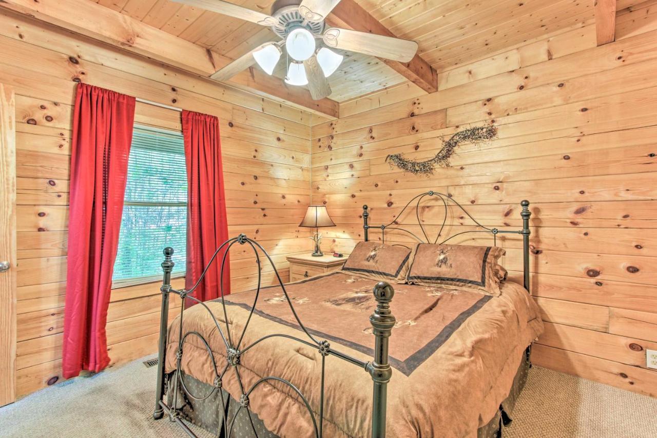 Cabin With Hot Tub And Deck About 12 Mi To Pigeon Forge! Севьервилл Экстерьер фото